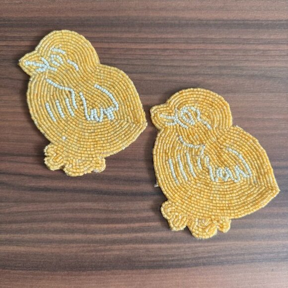 2 Vintage Easter Glass Beaded Yellow Chick Coasters Intact Decor - Picture 1 of 6
